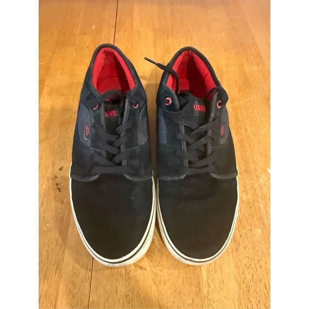 Vans Mens Black Suede Red Classic Skateboard Sneakers Shoes SZ 10.5